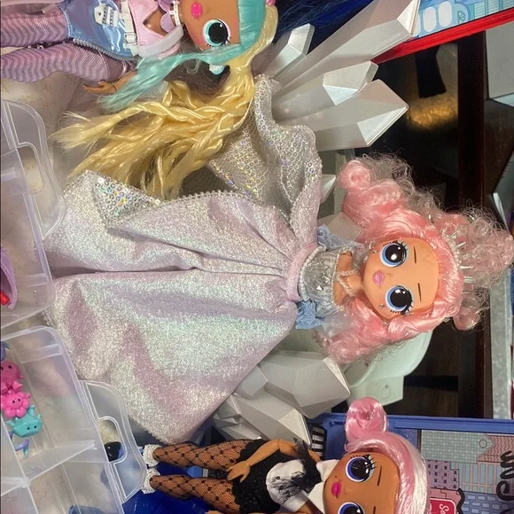 Bundle of L.O.L. Surprise! Pink and Blue Dolls with Accessories - Picture 8 of 10